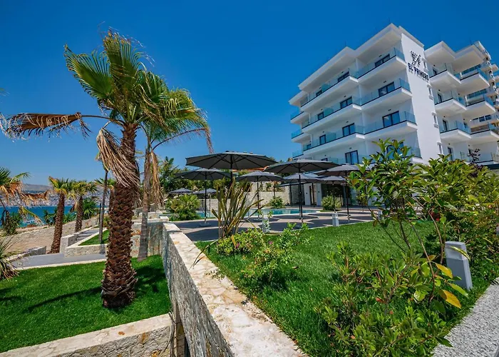El Primero Hotel